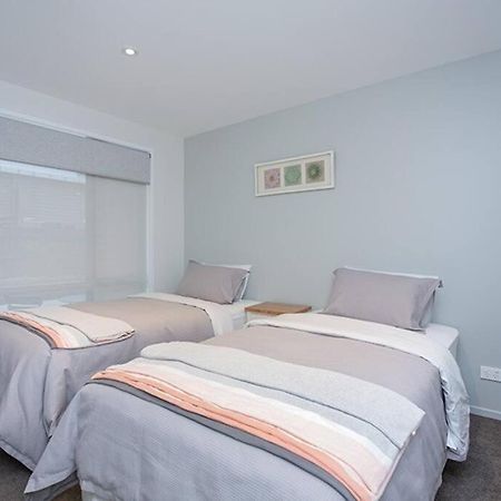 Home From Home City Apartment Christchurch Esterno foto